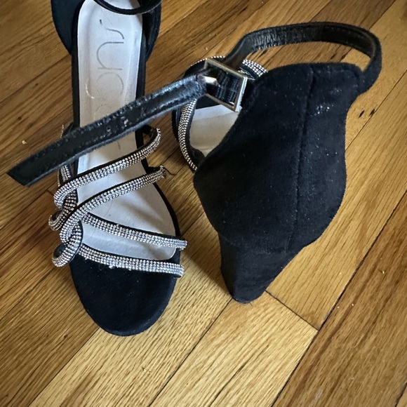 Sugar petal women’s high heels - Picture 3 of 8